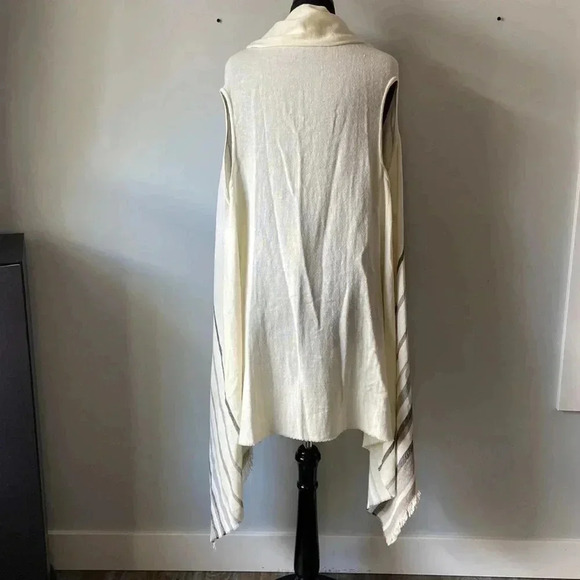 Cristina Chiti | Beach  Cover Up/ Shall - Picture 4 of 6